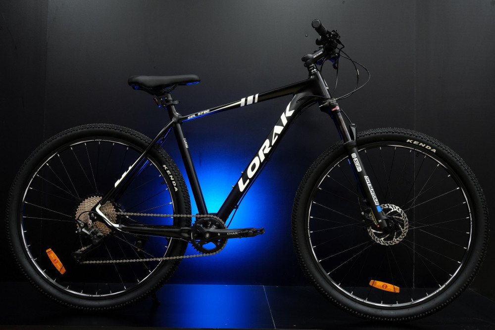 LORAK Sel 9780 Матовый Чёрный/Белый рама 19 (на рост 171-182)